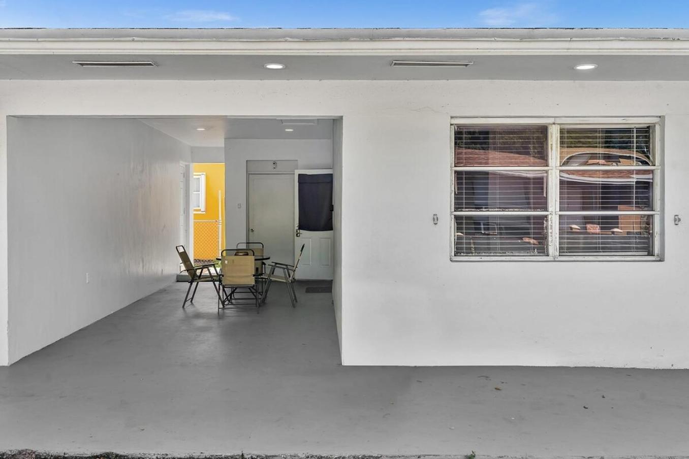 הלנדל ביץ' Boutique One Bdrm Close To Aventura Mall & Beach מראה חיצוני תמונה